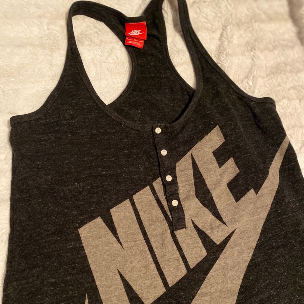 nike tank top